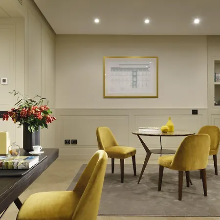 玛尔古塔54豪华套房酒店 4* 罗马