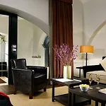 Bed & Breakfast Margutta 54 Luxury
